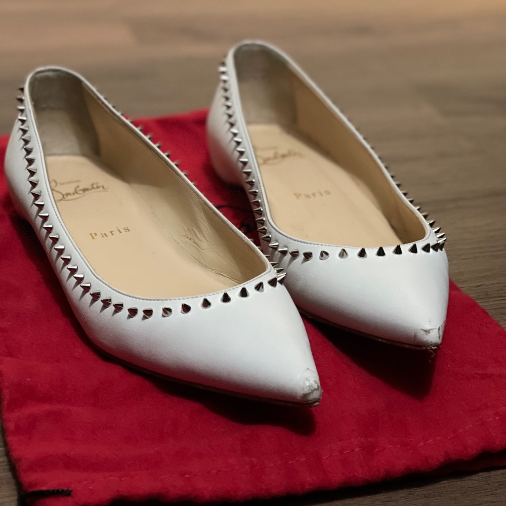 Christian Louboutin Anjalina Flats Snow Leather Spike Point Ballerina